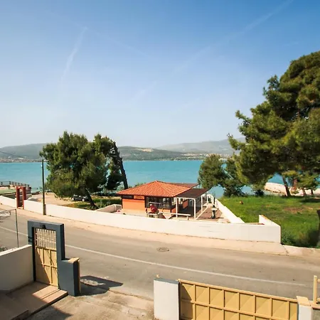 Apartman Apartments By The Sea Mastrinka, Ciovo - 11711 *
