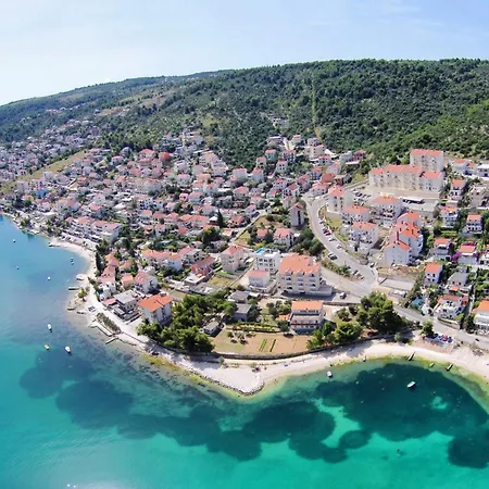 Apartments By The Sea Mastrinka, Ciovo - 11711